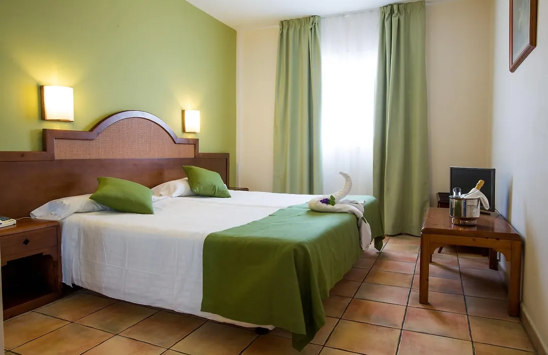 Apartamentos La Caleta-1