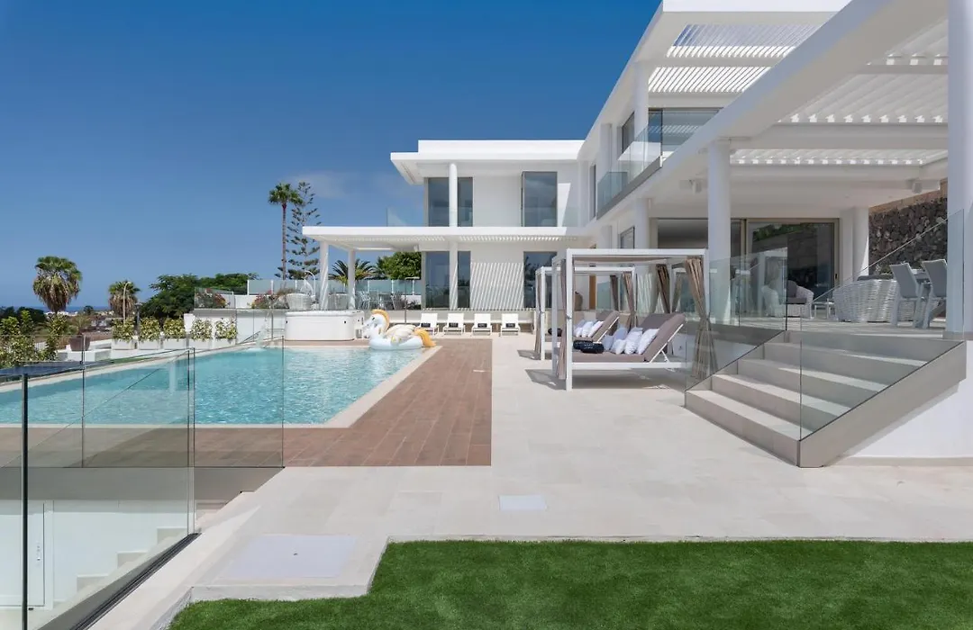 Karat Villa Royal White-1