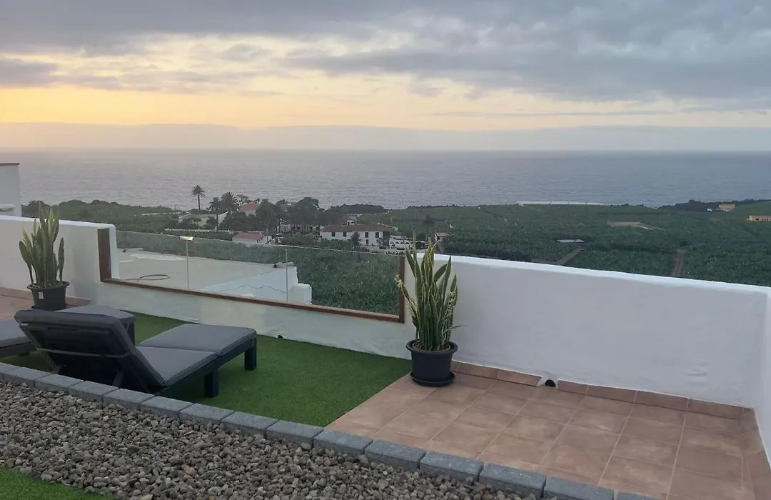 Casa Canaria Acero-1