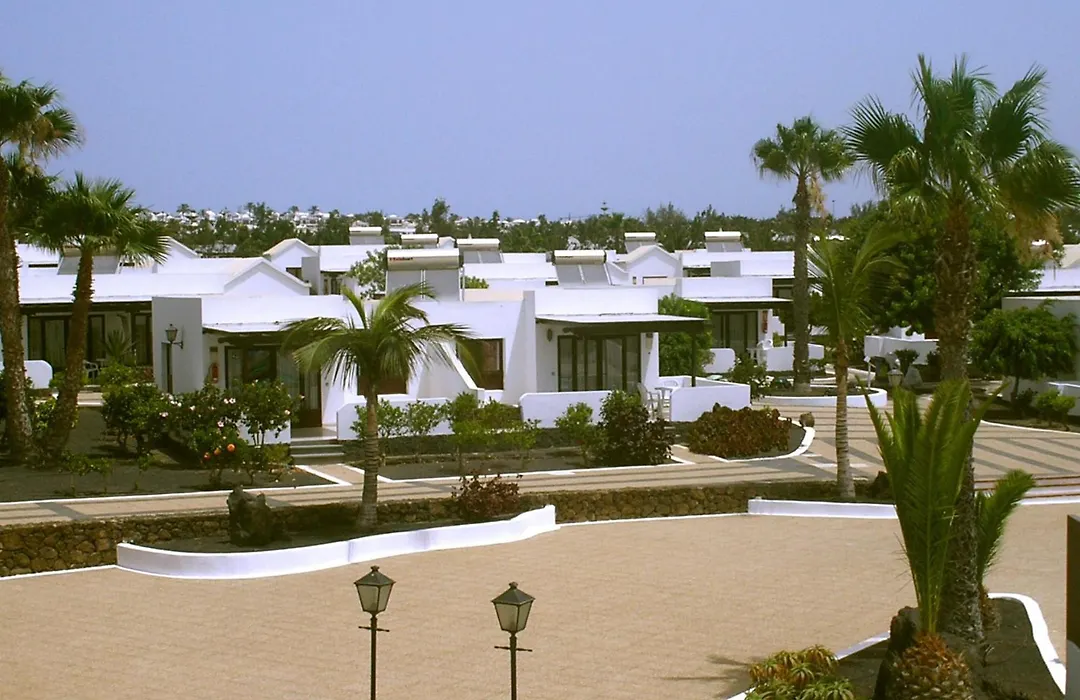 Bungalows Playa Limones-1