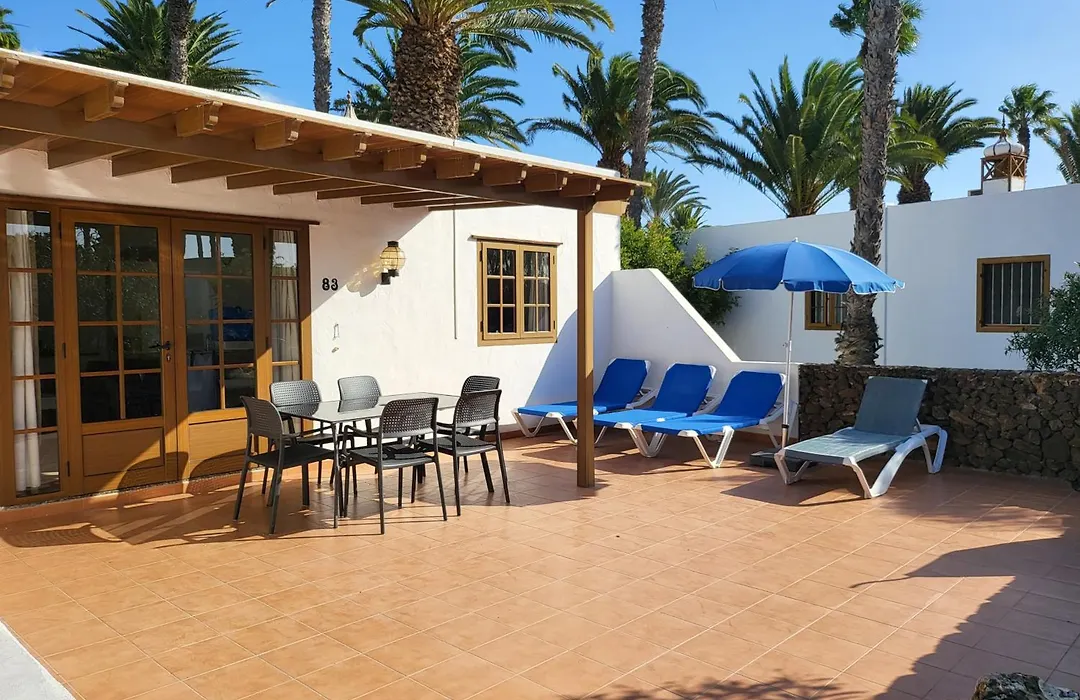 Las Brisas-1