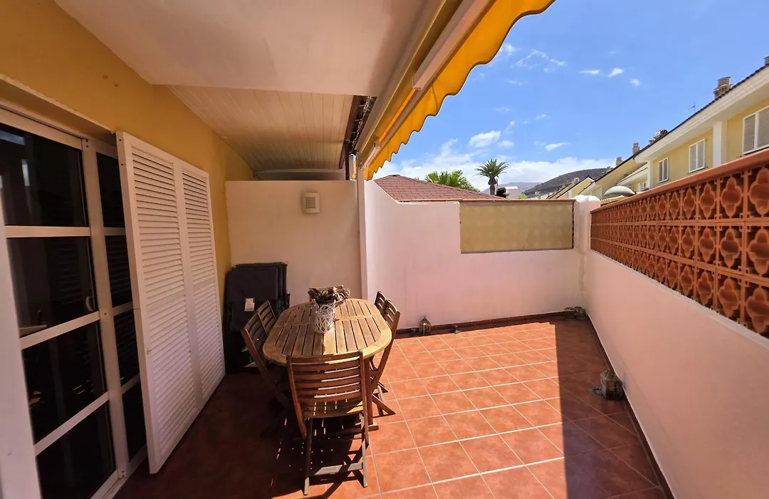 Suites Beach House-1