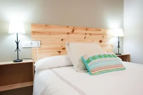 Triana 103 Rooms&Suites-1
