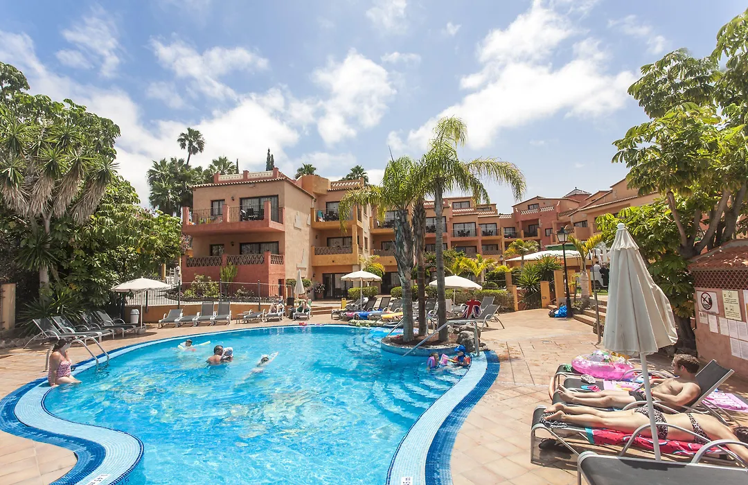 Villa Mandi Golf Resort-1