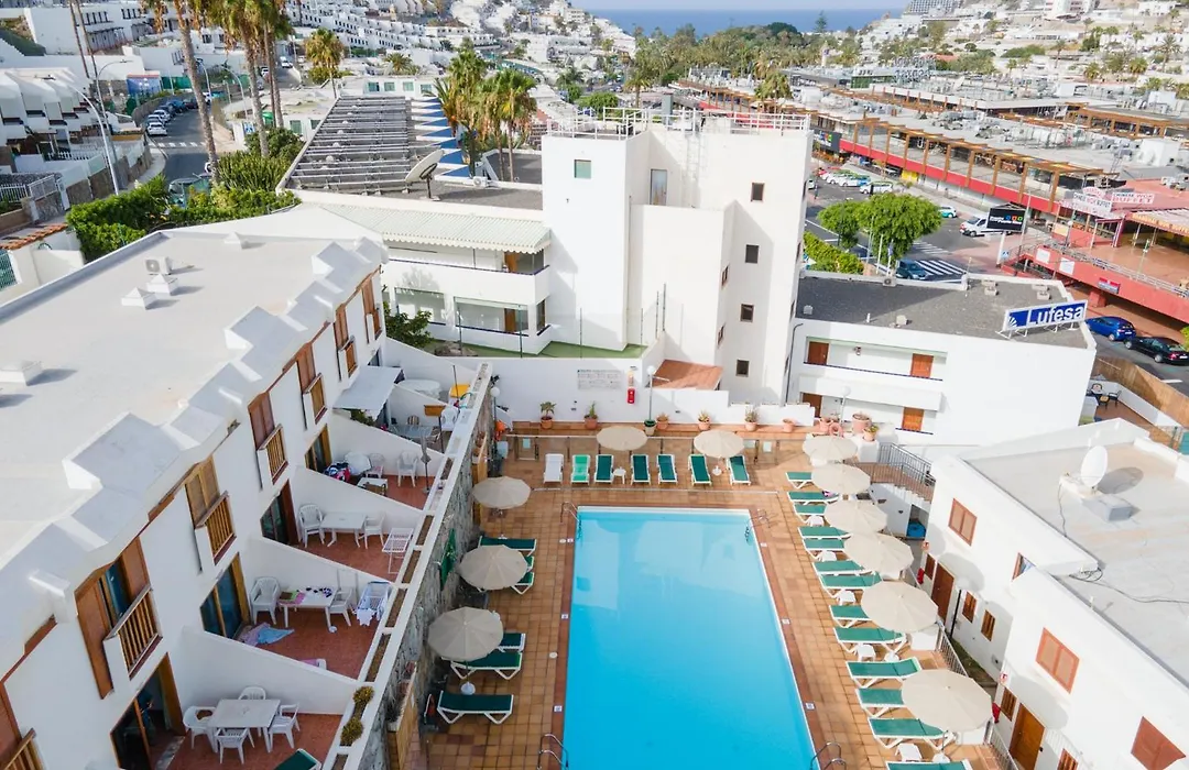 Ura Hotels Apartamentos Montecarlo-1