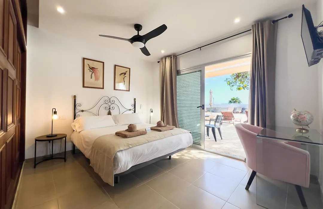 Hélène Holidays - Hotel Boutique-1