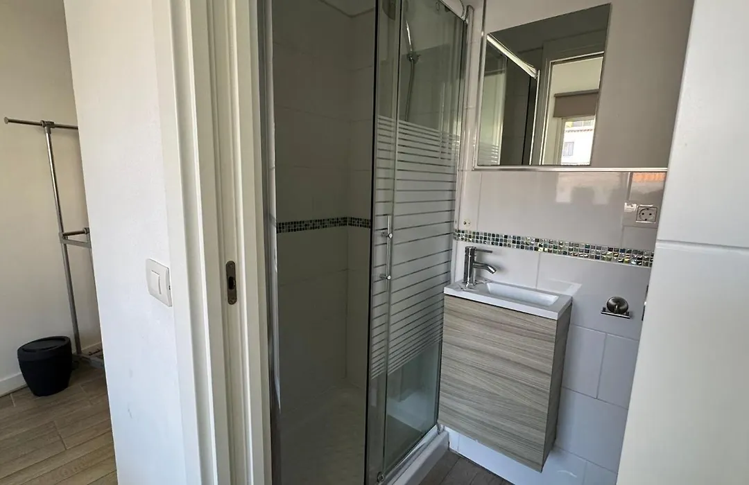 Habitaciones IFAE-1