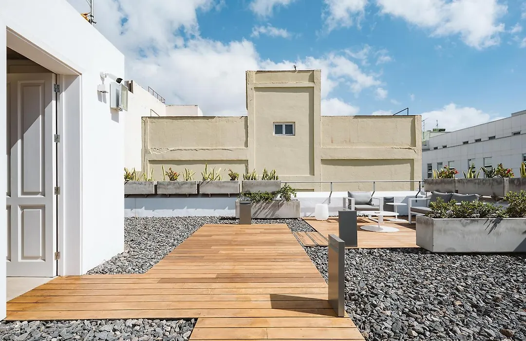 The Park Suites By Ires Lar-1