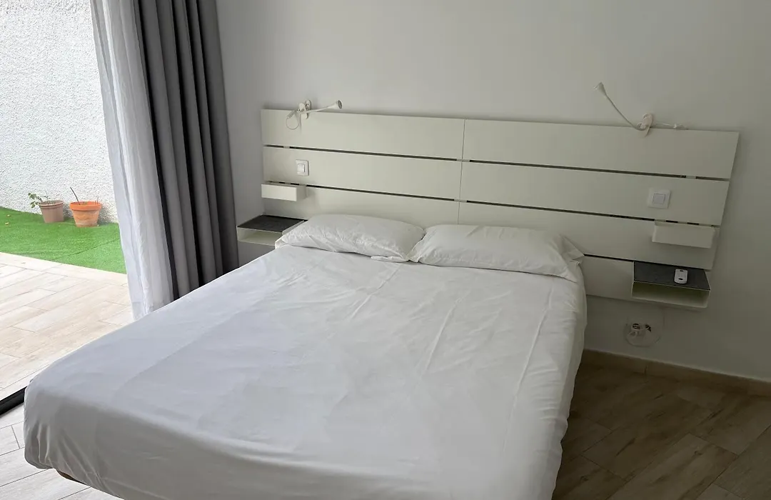Apartamentos Ciudad Jardin-1