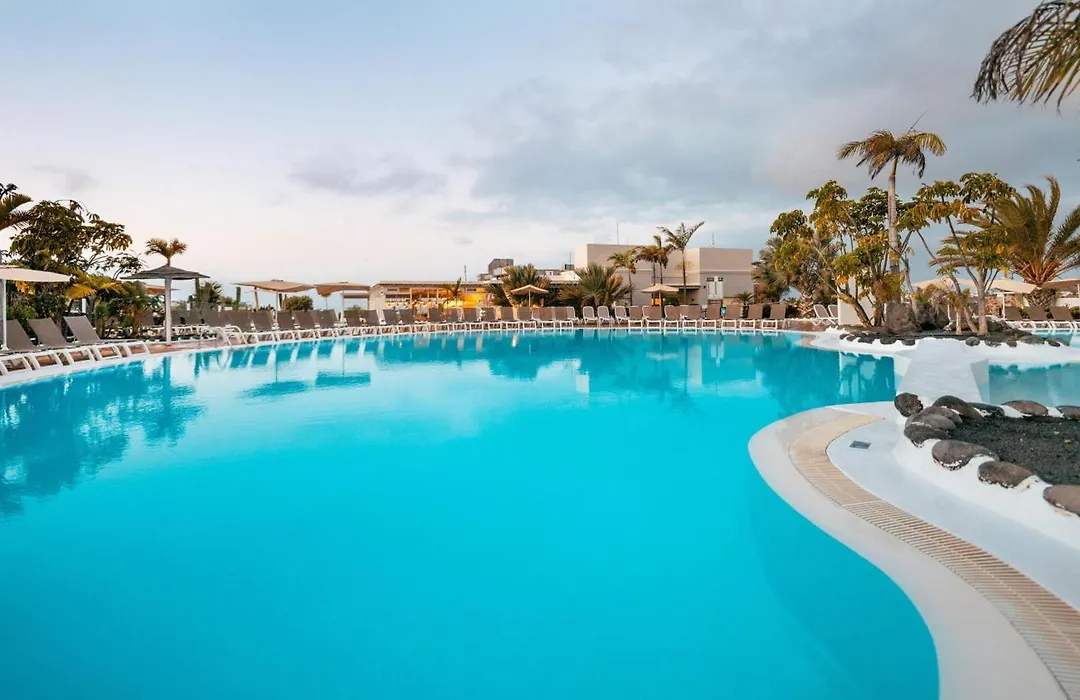Bluesea Alyssa Suite Hotel-1
