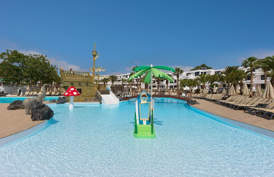 H10 Suites Lanzarote Gardens-1