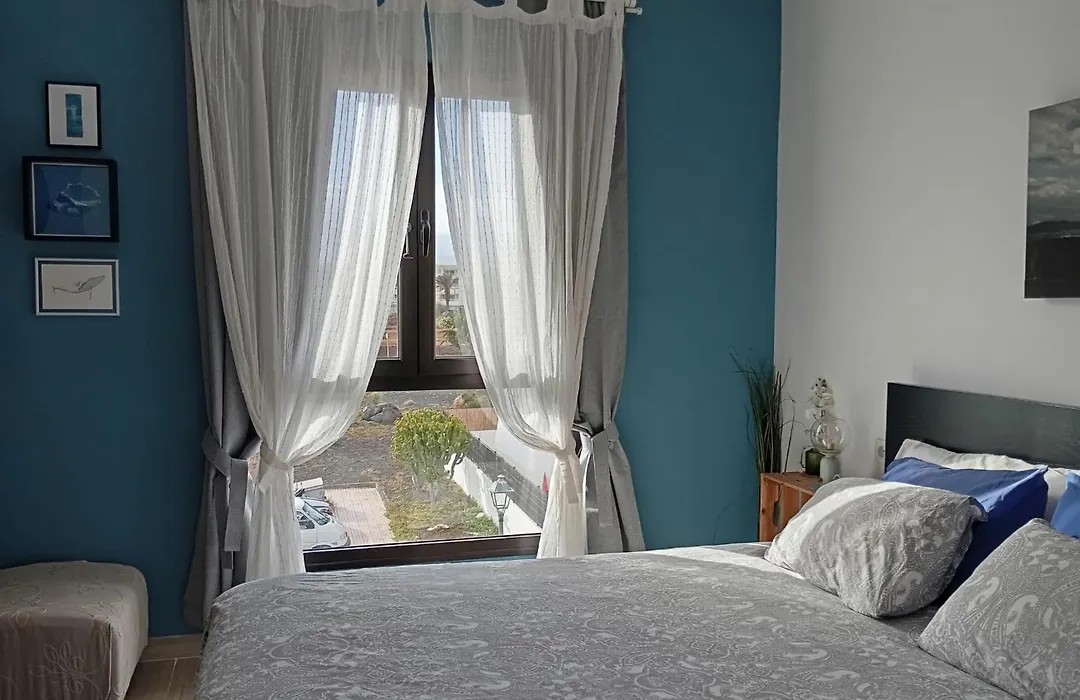 Aqua Apt Sunrise & Sea Views-1