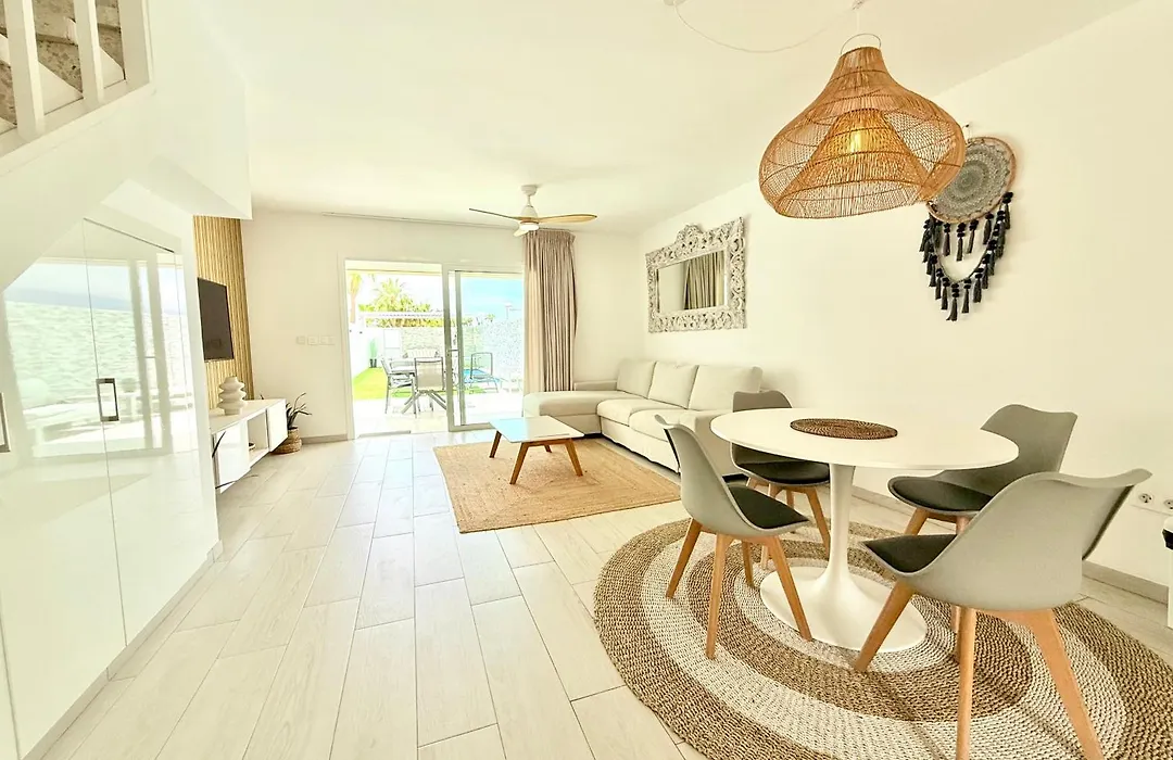 Chill Out House-1