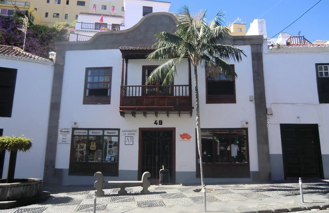 Apartamentos La Fuente-1