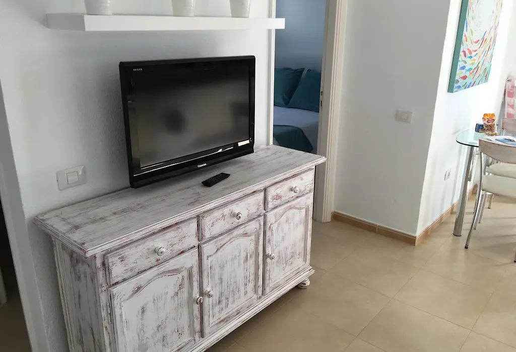 Hoplaco Beach Apartment-1