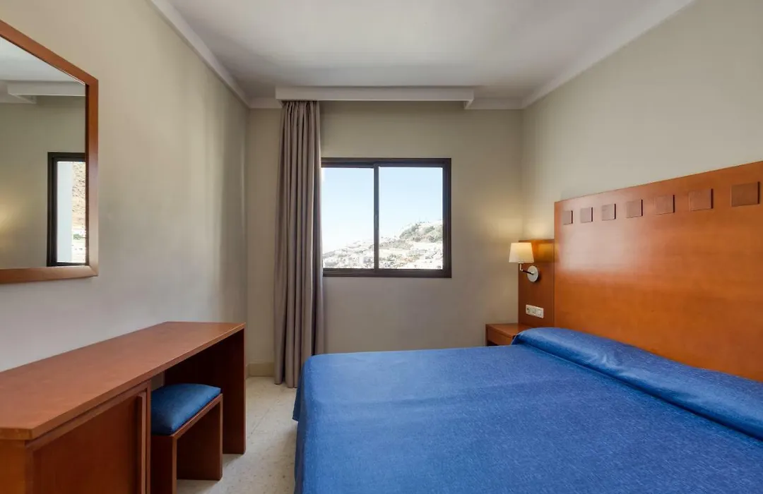 Tc Apartamentos Tamanaco-1
