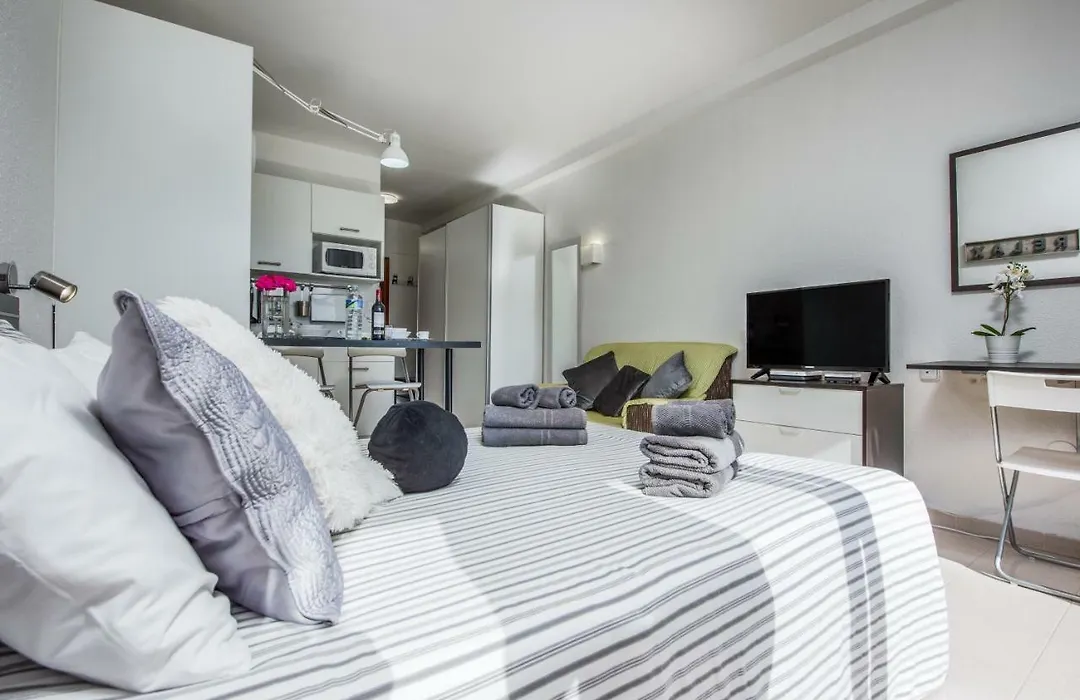 Apartamentos Estudio Nuevo En Puerto De La Cruz-1