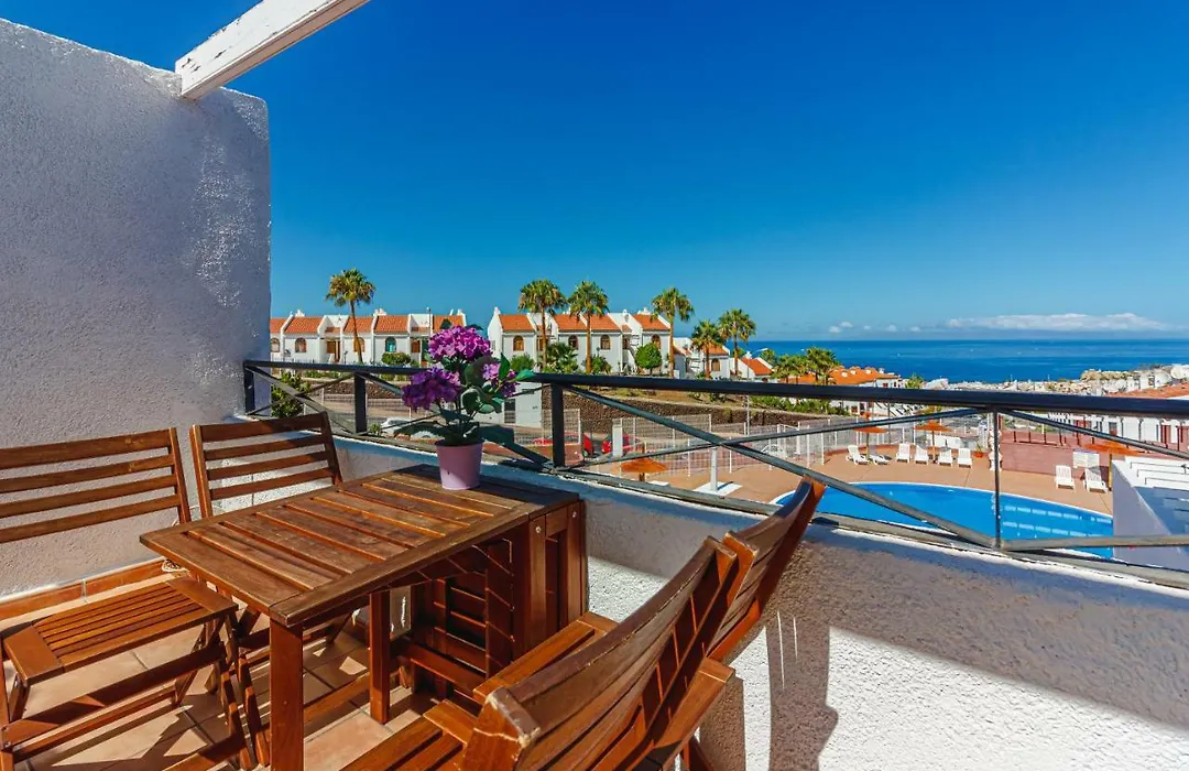 Sea View Apartment-1