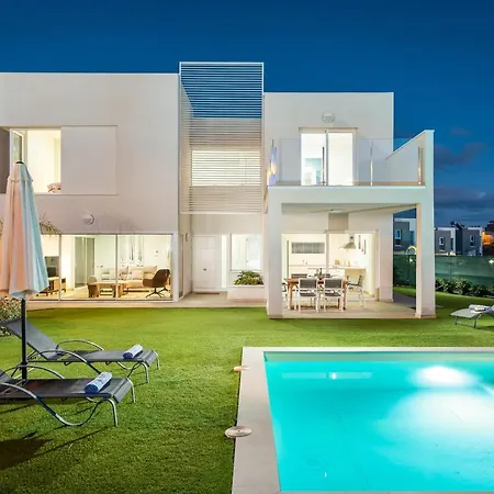 132 Villa Oasis Paraiso By Sunkeyrents-3