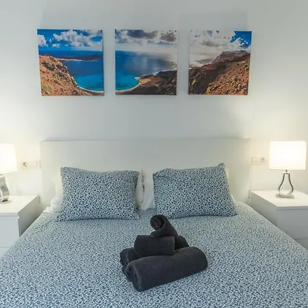 Comfortable Houses Playa Roca Beachfront Access-3