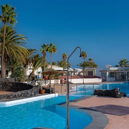 Beautiful Studio On The Seafront-2