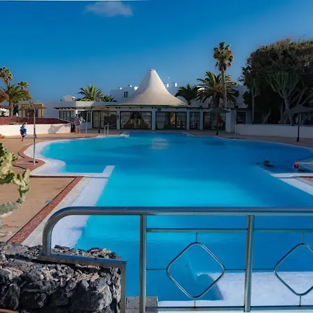 Beautiful Studio On The Seafront-3