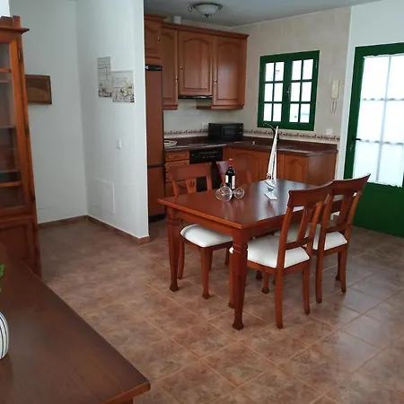 Apartamentos Casa Cipri-3