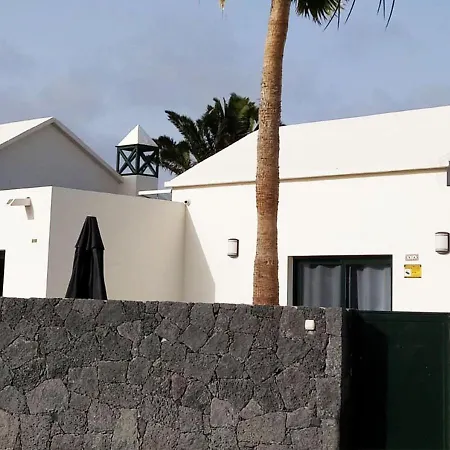 Villa Sun And Sea 4 Front De Mer Playa Rocca Costa Teguise-3