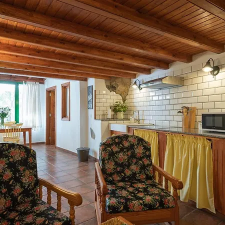 Sunset Views Terrace 2Br Cave House - Parking-3