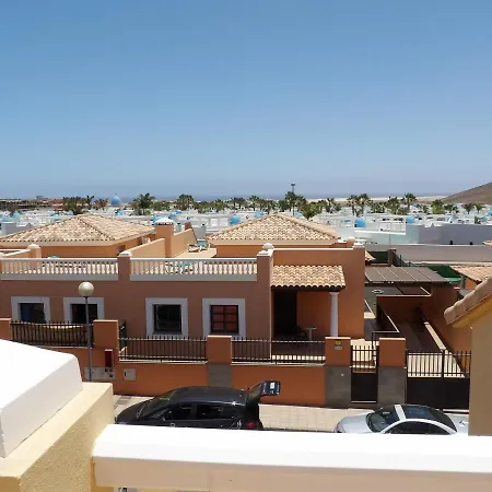 Villas Brujula Company-3