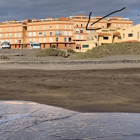 Surfers Nest El Medano-3