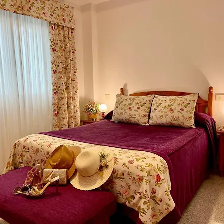 EmyCanarias Holiday Homes Vecindario-3