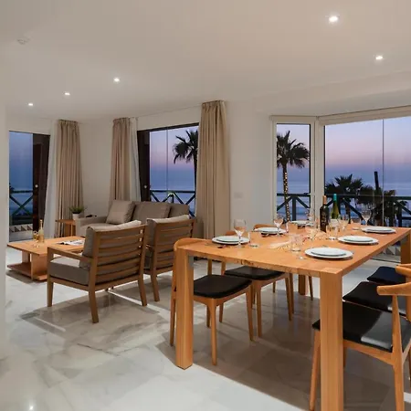 Ocean Suites By Upper Luxury Housing - Parque Santiago-2