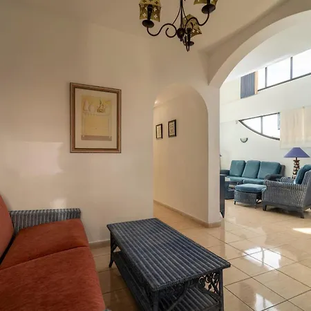 Sunshine Beach Villas-2