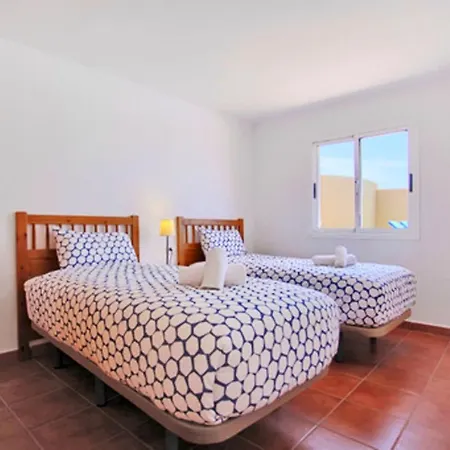 3 Bedrooms House With Sea View Private Pool And Enclosed Garden At Guia De Isora 2 Km Away From The Beach-3