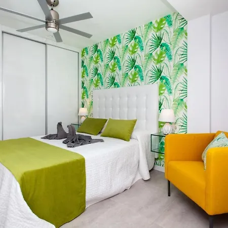 Cool Apartment Near Beach Pool & Ac 1-2