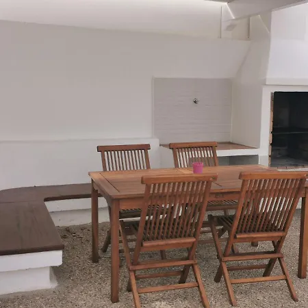 Apartamentos Anjomacar B-3