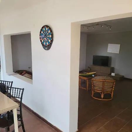 Montana Luna House With Rooms-3
