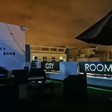 City Room Las Palmas-3
