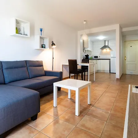 Uptown Urban Apartments (Adults Only)-2