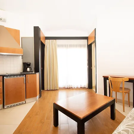 Miraflor Suites Hotel-3