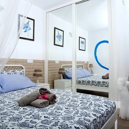Vivienda Vacacional Audrey En Playa Roca-3