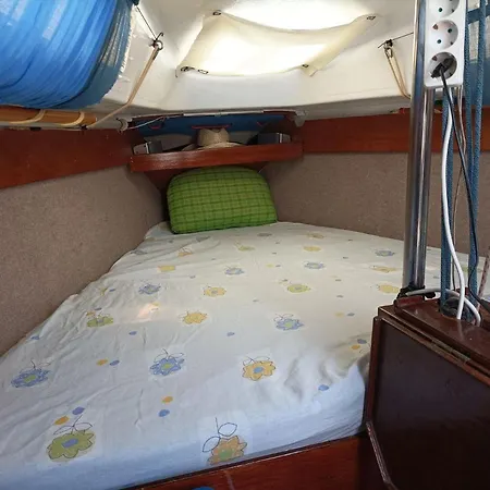 Lanza Boat-2