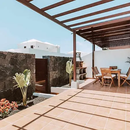 Villa Lyra, Piscina Climatizada-3