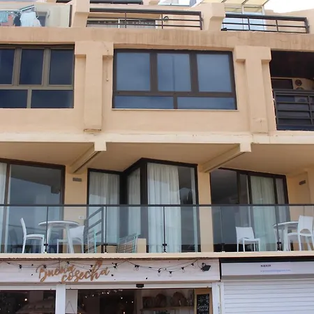 Lord Nelson Las Canteras 2-3