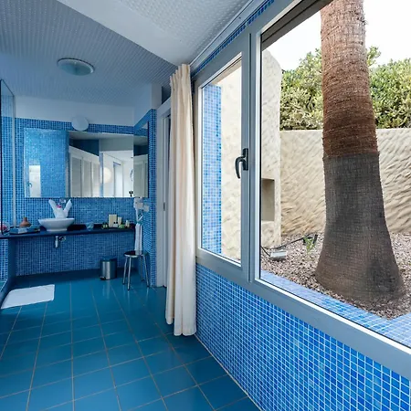 Hotel Livvo Risco Del Gato Suites-3
