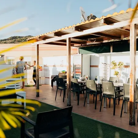 Vibes Surfhouse-3