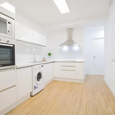 Las Palmas Smart Rooms-2