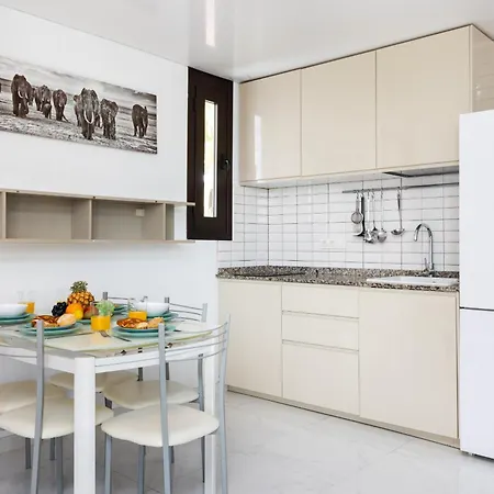 Nice Apartment In The Heart Of Las Americas-3