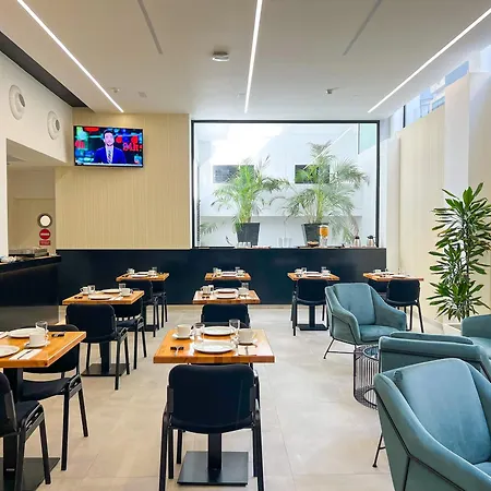 Hotel Mg Poniente-3